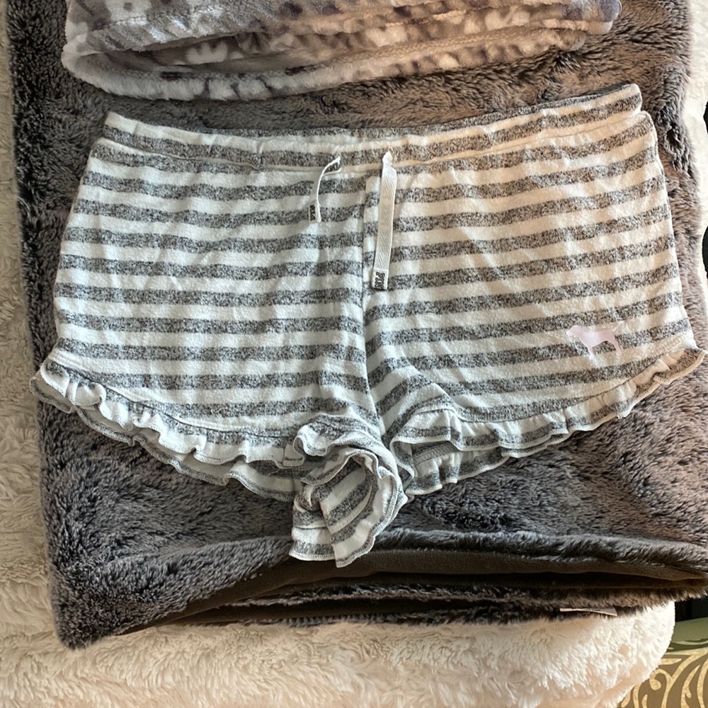 pink Lounge shorts